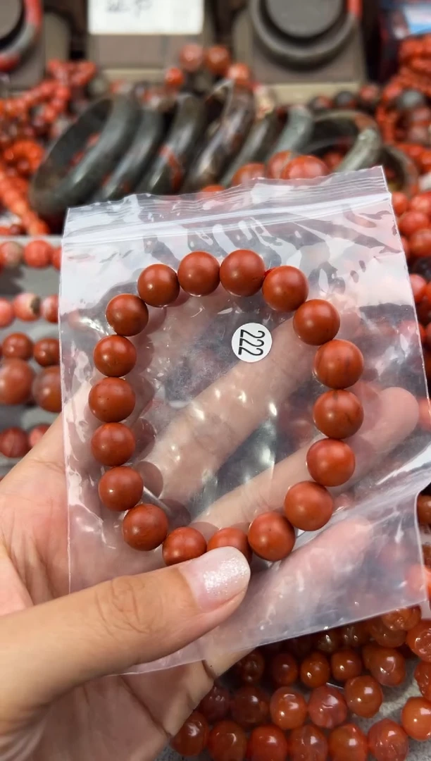 南红玛瑙手串未镶嵌11+