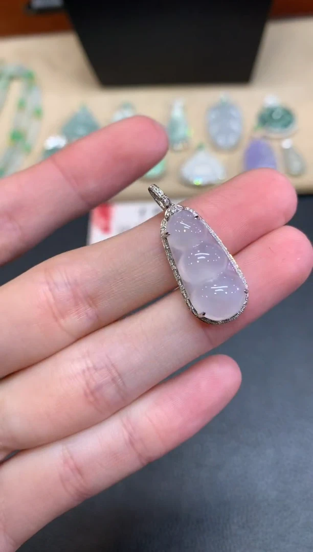 【闪购商品】翡翠颈饰18K金镶嵌【无鉴赏期】