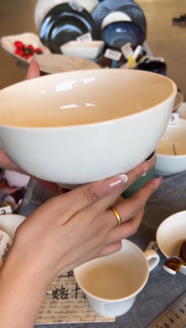 新骨瓷063瑕疵 暖白8寸 高脚 大汤碗