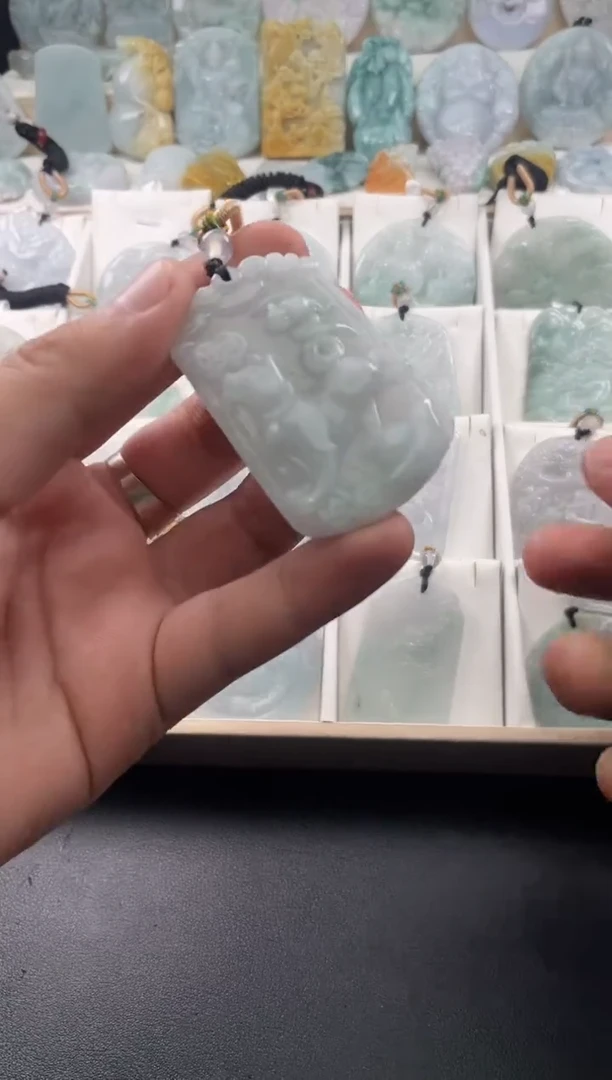 颈饰未镶嵌翡翠25/11/3/.443