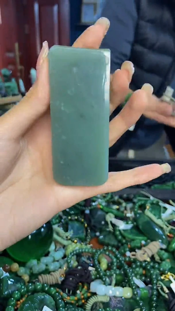 未镶嵌和田玉挂件1