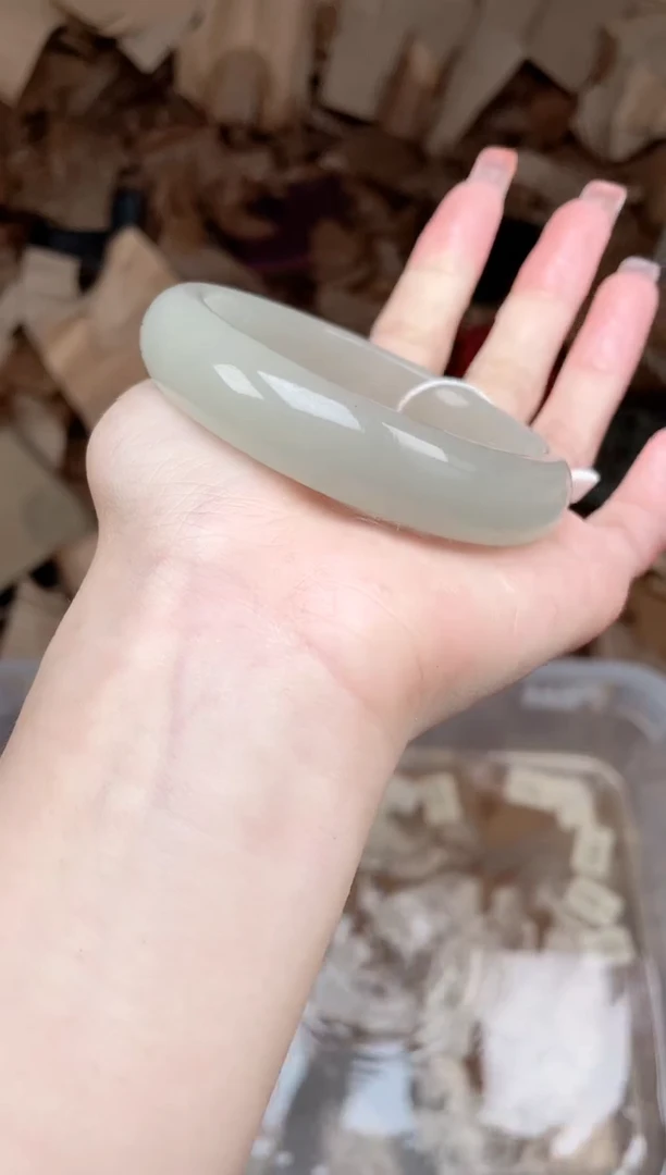 石英质玉手镯未镶嵌C273