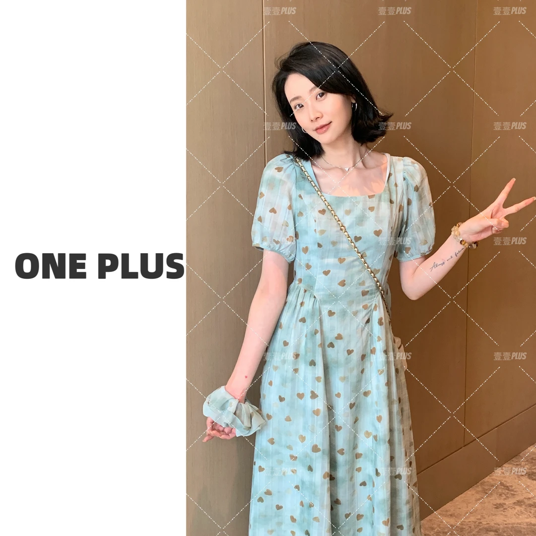 【半夏恋语】方领显白气质爱心设计高腰显瘦静奢风雅致减龄连衣裙