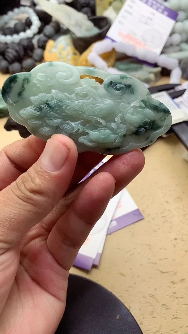 定制翡翠未镶嵌翡翠1