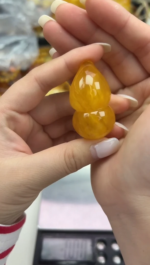裸石蜜蜡未镶嵌琥珀蜜蜡吊坠