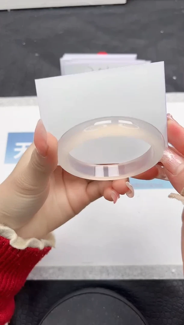 【闪购商品】石英质玉手镯未镶嵌L360-52.2