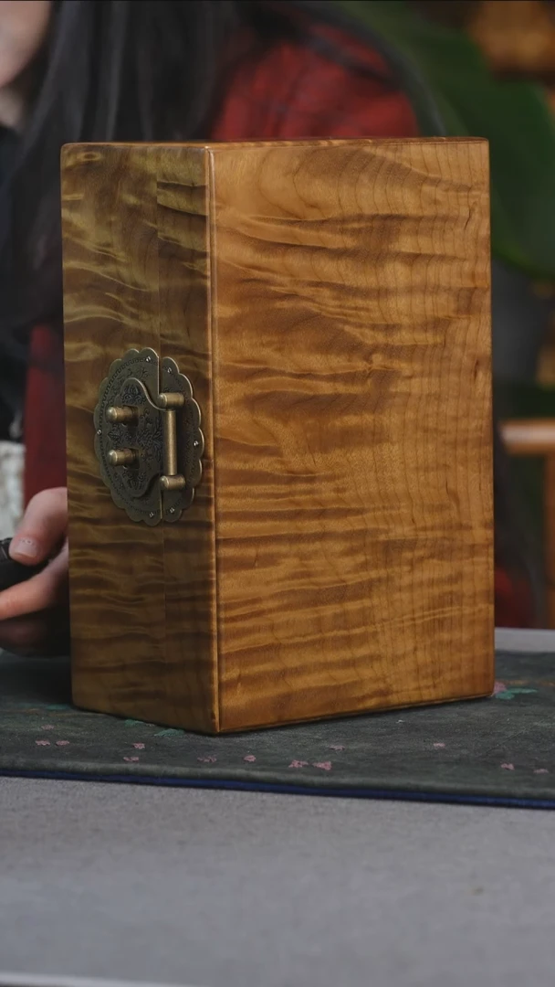 【闪购商品】乌木类箱金丝楠古沉满水波黄料首饰盒