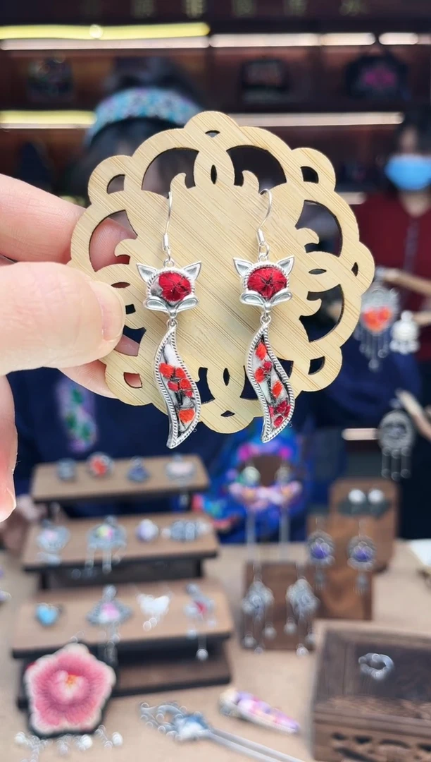 【闪购商品】织绣1810黔东南苗族刺绣