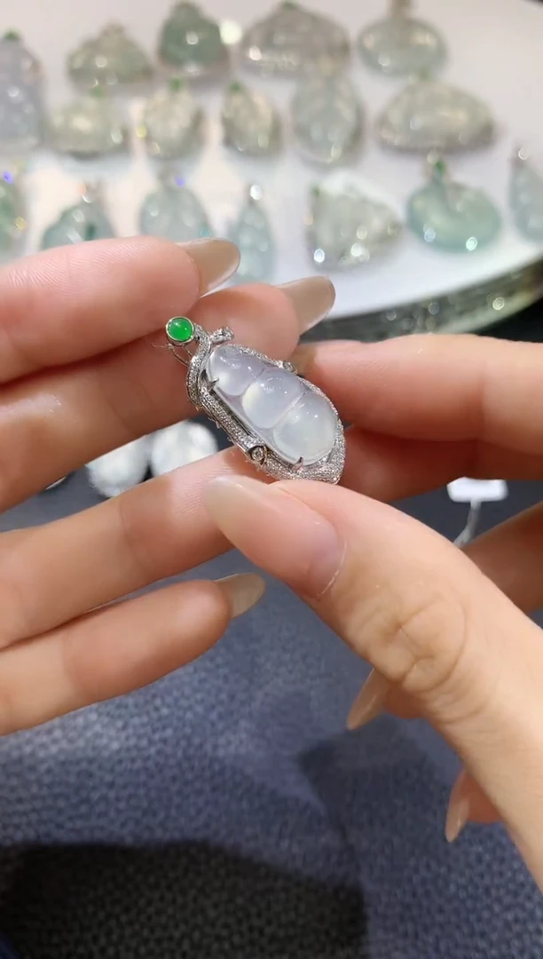 翡翠18K金镶嵌吊坠(不含链)Z48