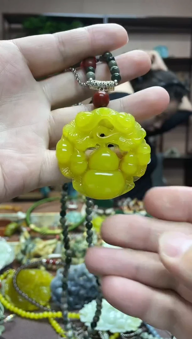 未镶嵌岫玉吊坠·