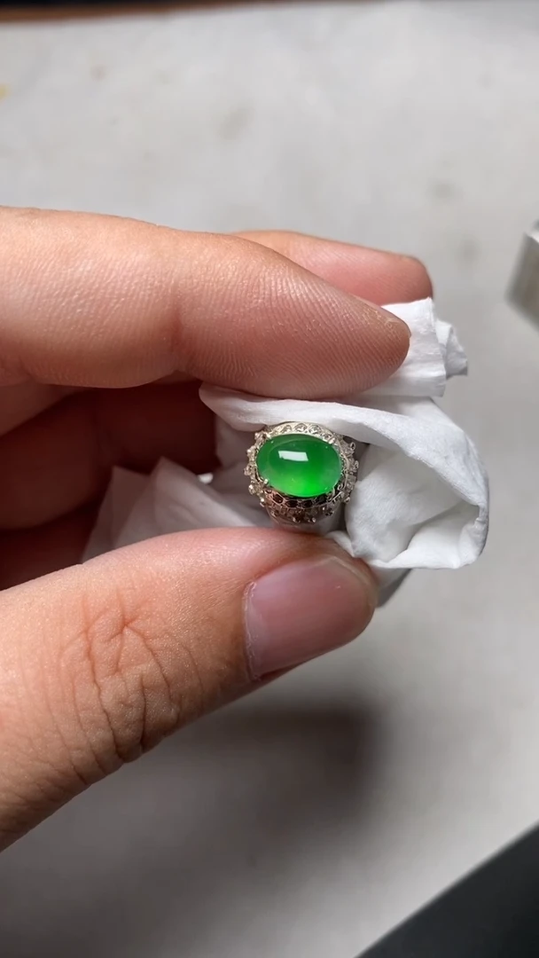 未镶嵌定制翡翠流*、天然缅甸翡翠A货