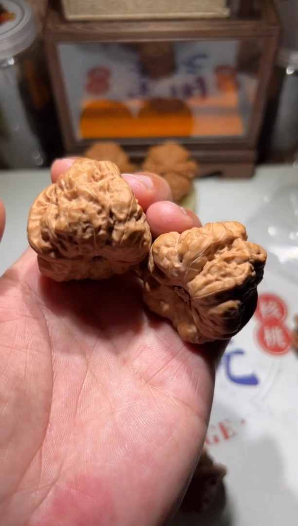 文玩核桃把件蛤蟆