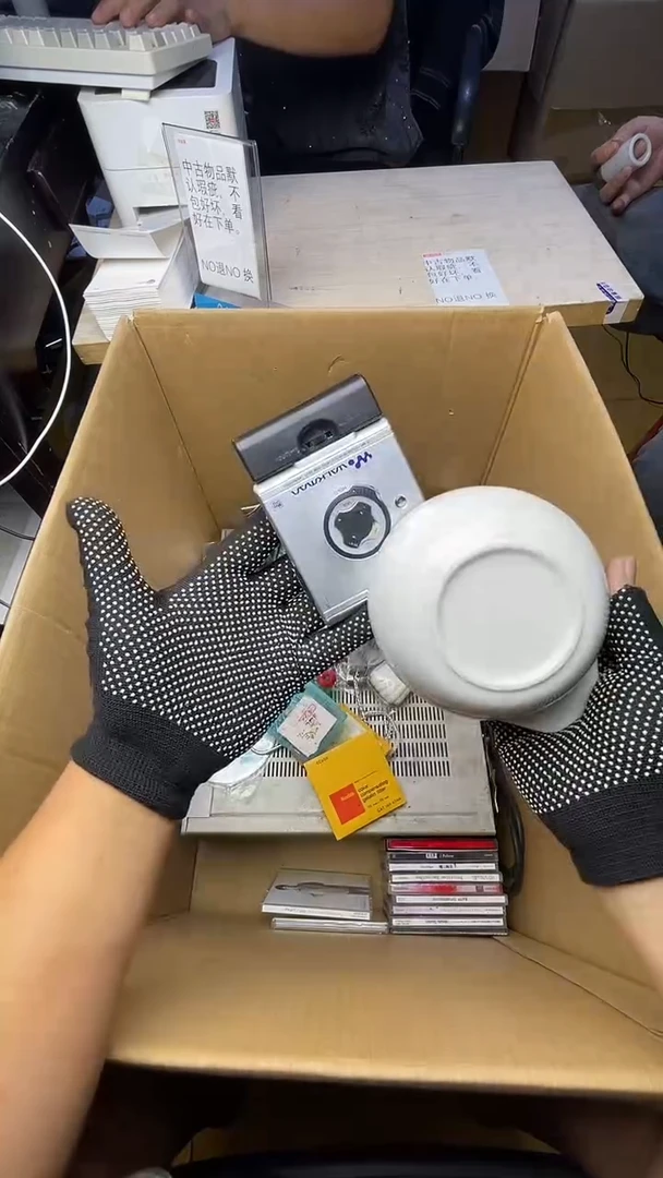 极****F二手商品不退不换