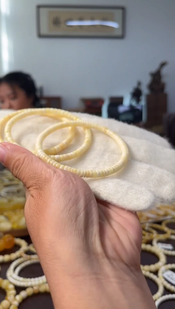 裸石琥珀未镶嵌药片手串多样性发其一