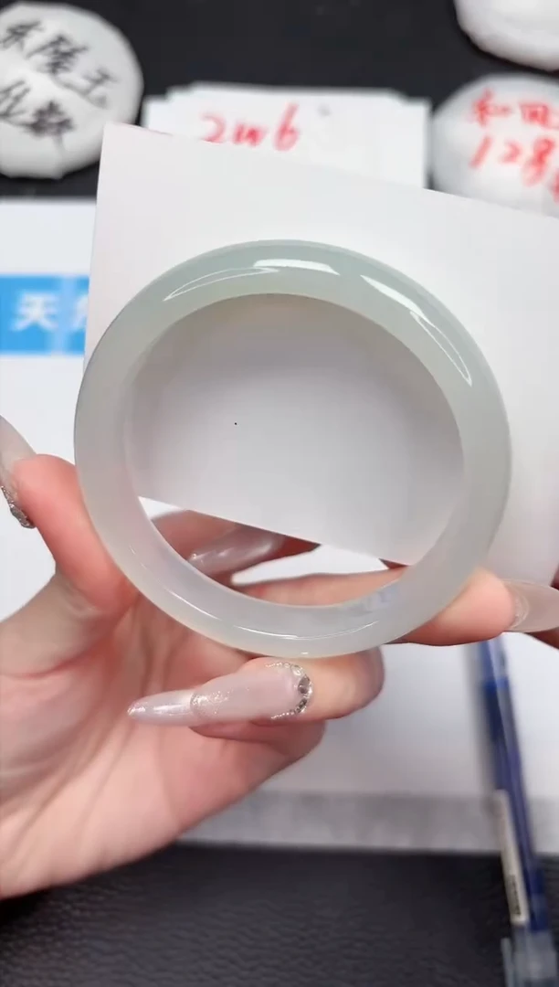 【闪购商品】石英质玉手镯未镶嵌704-58.5