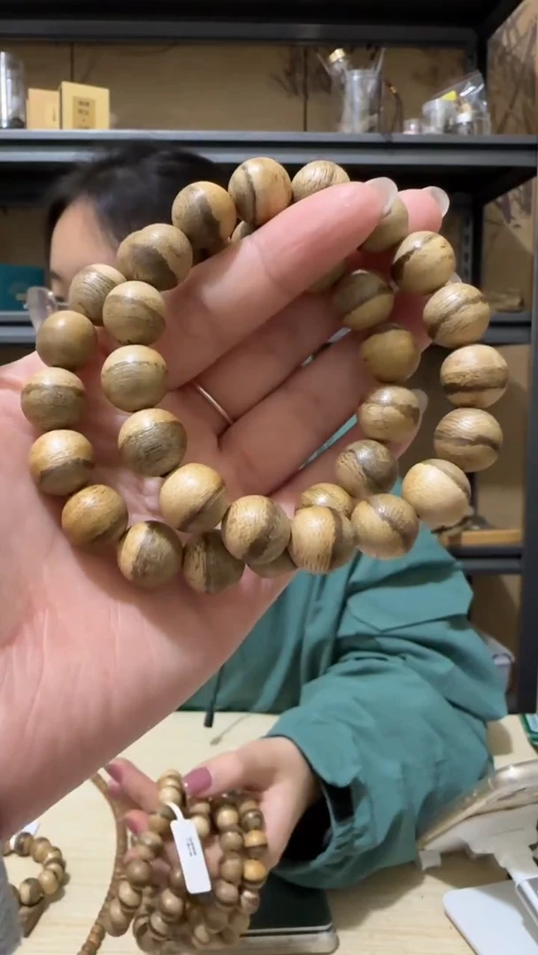 【闪购商品】沉香手串3号马泥涝野料手串多样性一条卡12