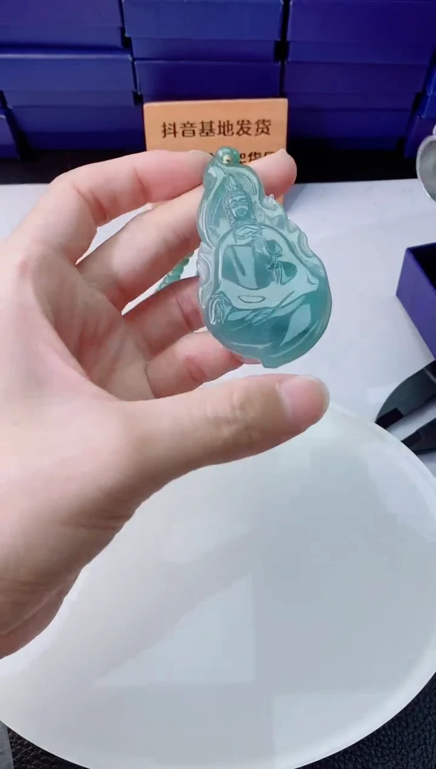 翡翠未镶嵌颈饰1111111