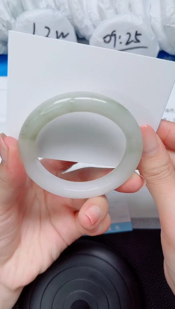 石英质玉手镯未镶嵌134-53.3