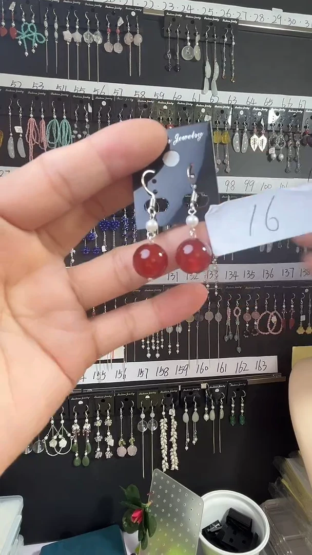 翡翠未镶嵌耳饰喜欢拍