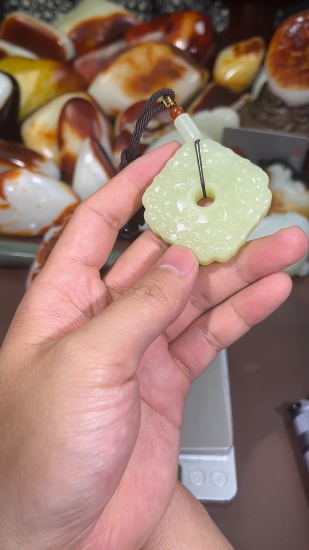 吊坠(不含链)未镶嵌和田玉妞**志吊坠