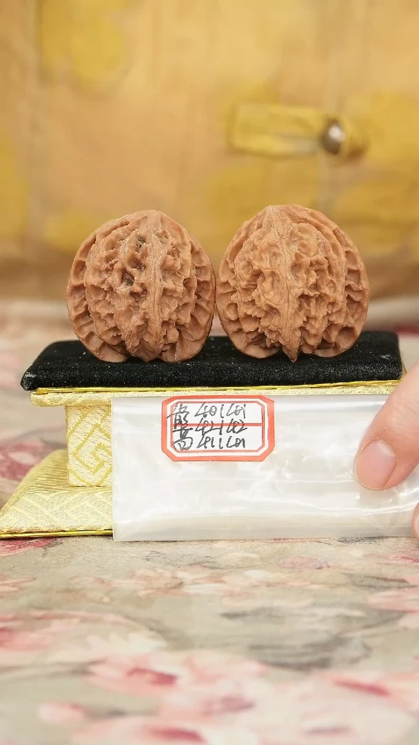 把件桃核苹果园1