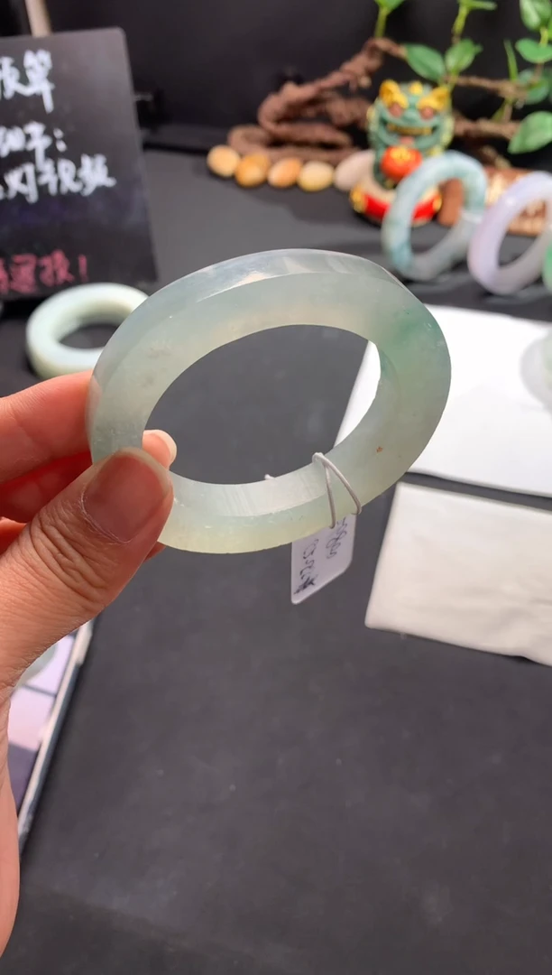 定制翡翠手镯未镶嵌冰飘绿贵妃52-55