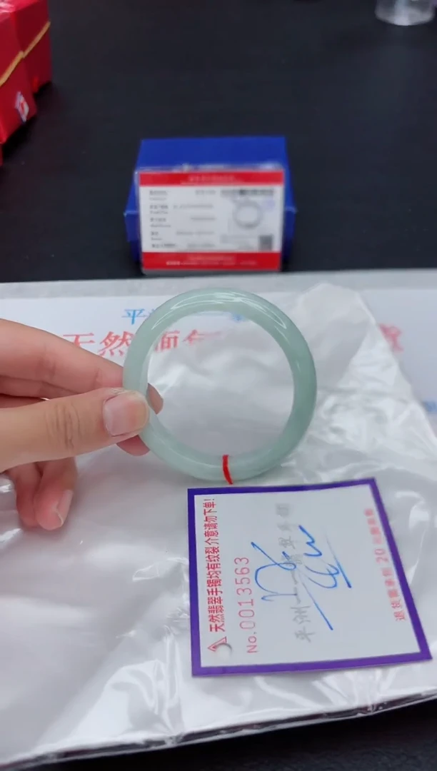 翡翠手镯未镶嵌1111111111