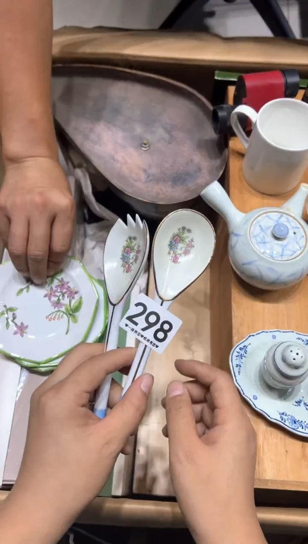 瓷片哦****莫298..........