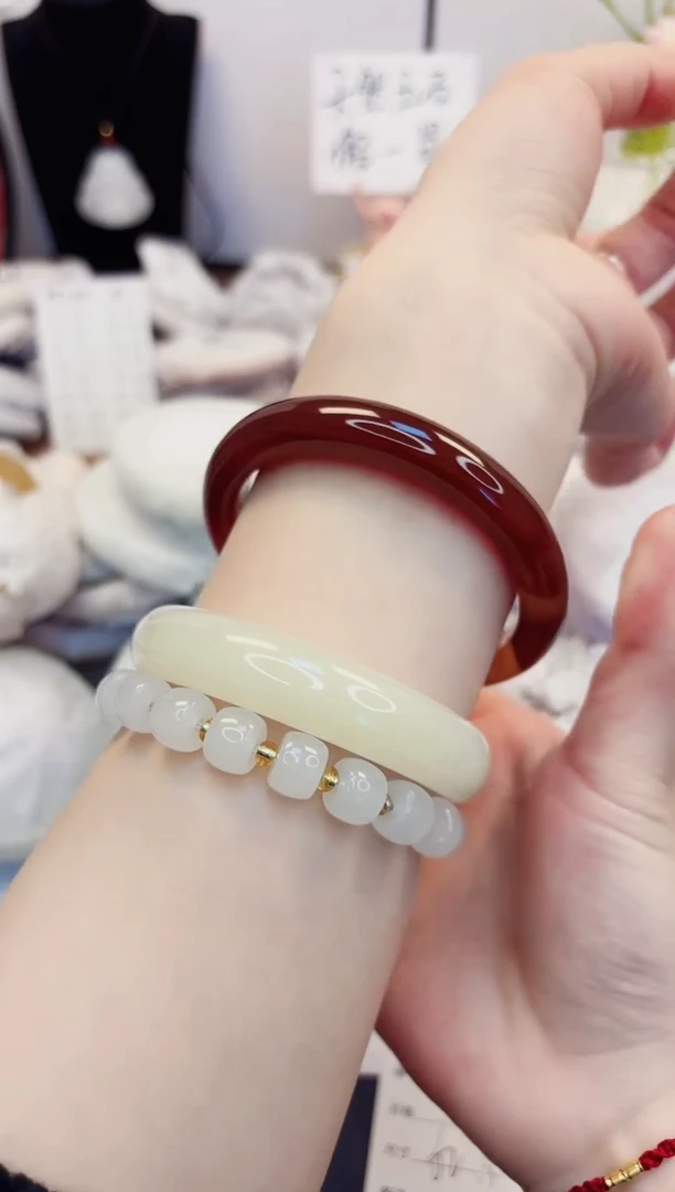 【闪购商品】石英质玉手镯未镶嵌345-玛瑙-圈口62