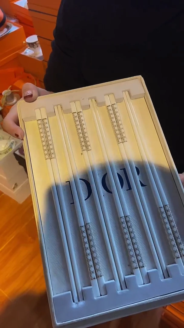 【闪购商品】鸿辉家品牌瓷器，京东包邮！