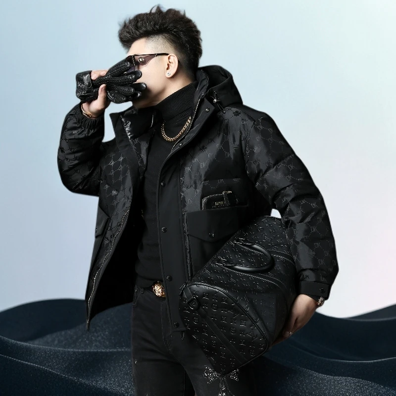 巴赛娜缇时尚短款连帽羽绒服男新款提花口袋保暖防寒服男士外套潮