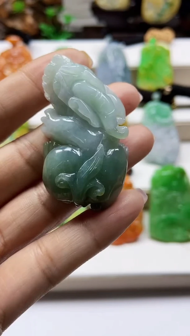 颈饰未镶嵌翡翠翡翠A货