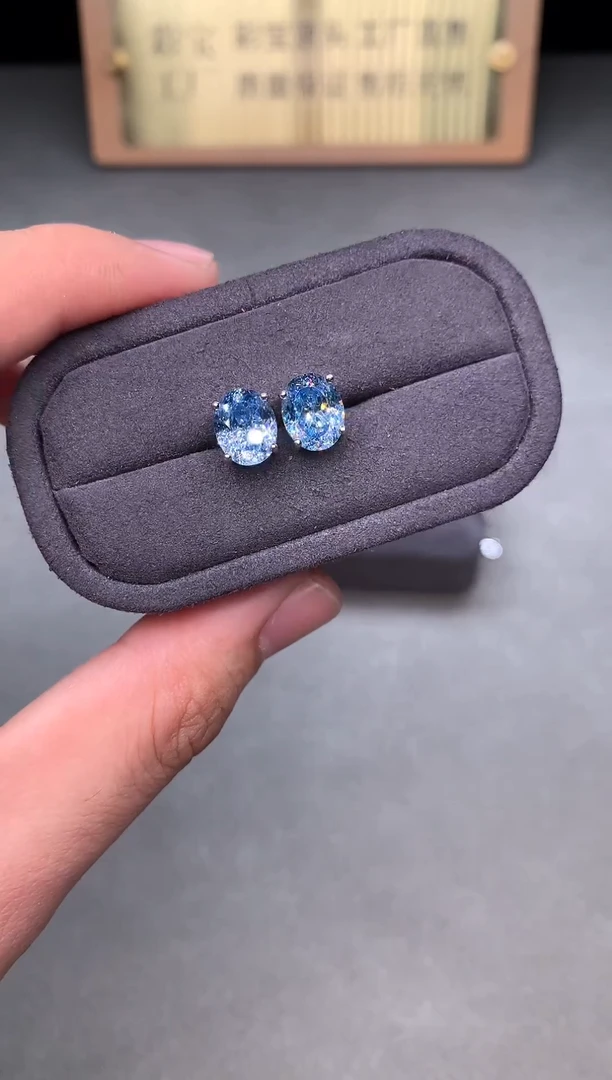 银S925镶嵌耳钉海蓝宝石2222