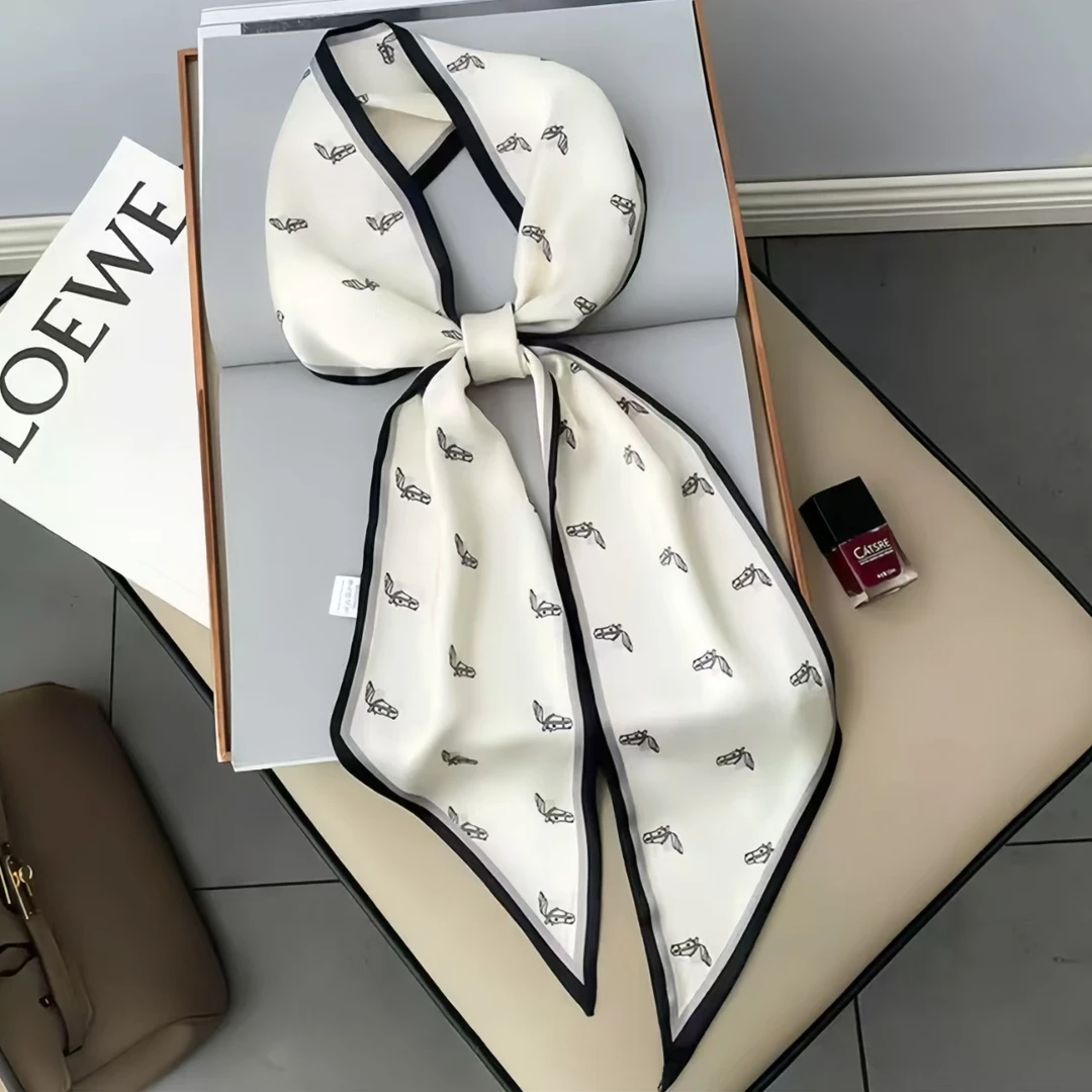 气质优雅骏马图案百搭丝巾