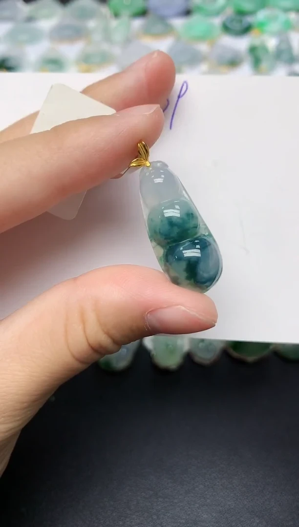 颈饰18K金镶嵌翡翠天然缅甸A货翡翠百元以上9元证书费自理