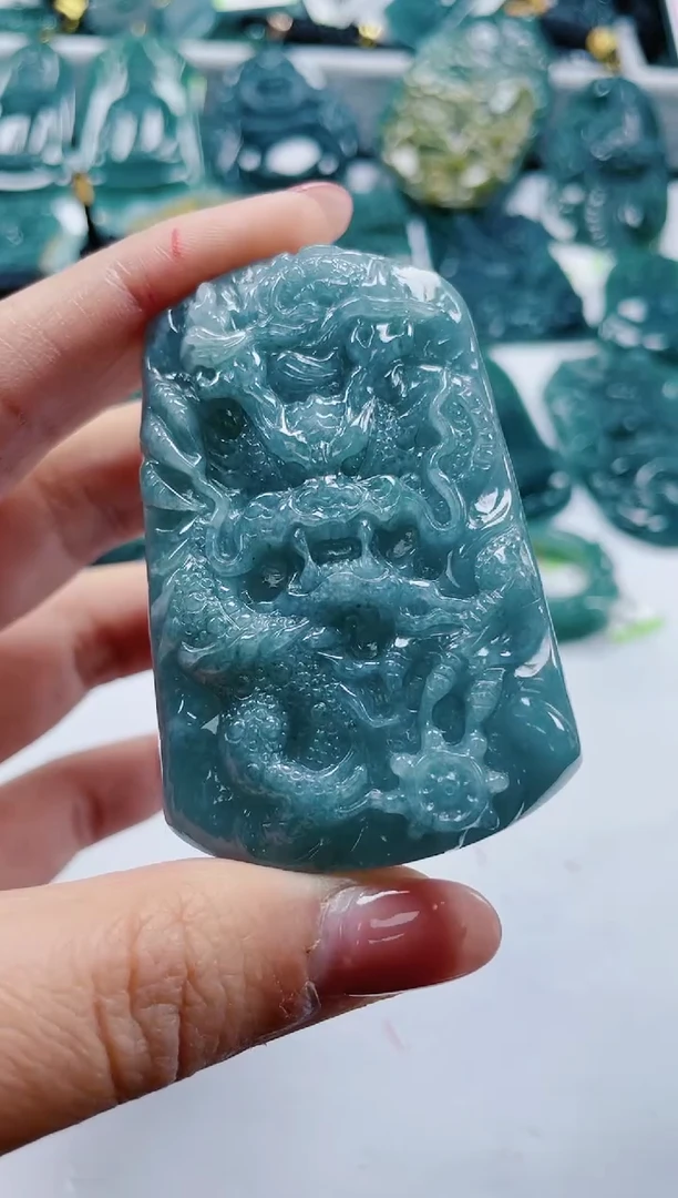 【闪购商品】翡翠颈饰未镶嵌