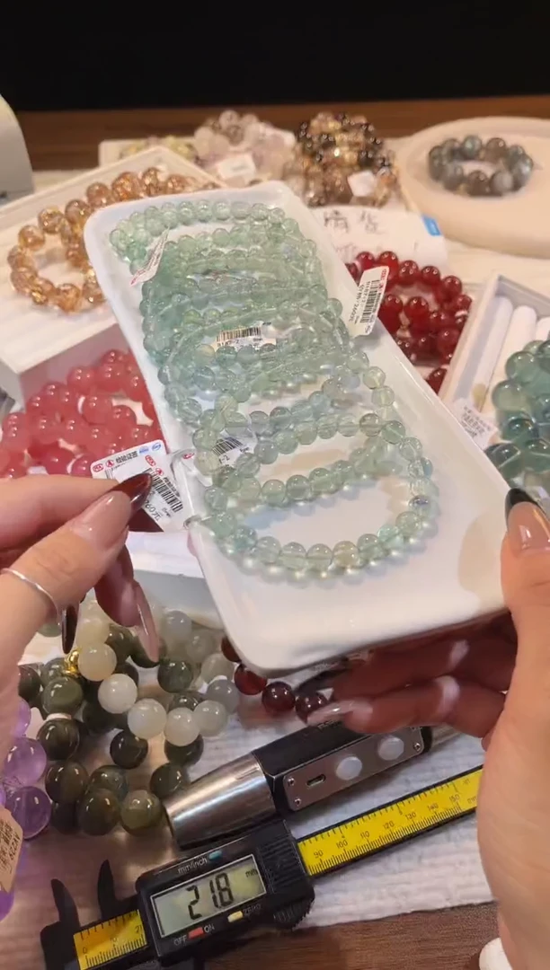 未镶嵌手链水晶多样性发一Q36湖水蓝绿8mm