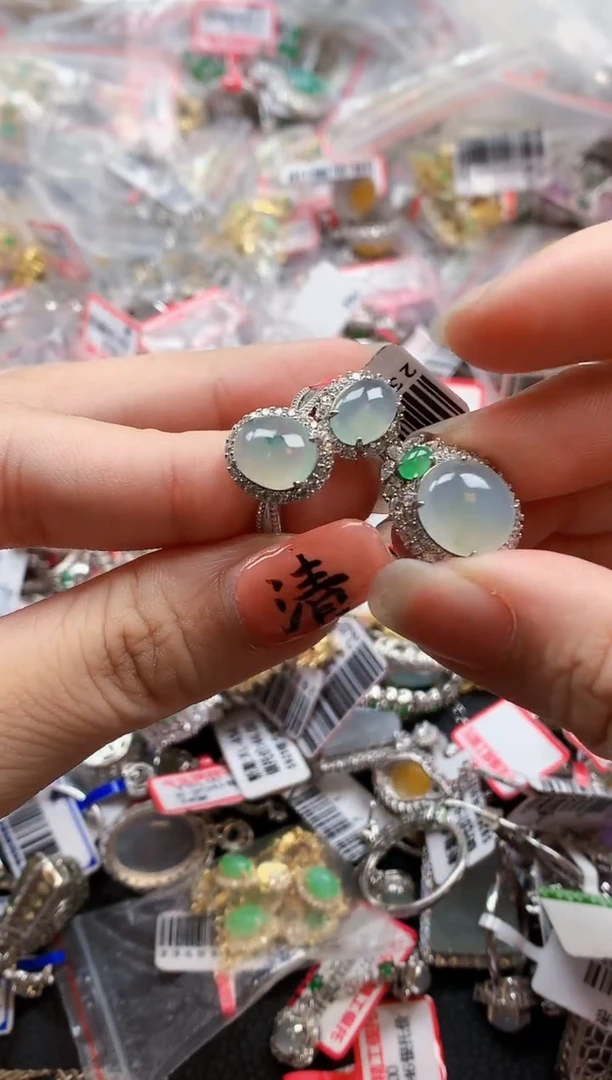 银S925镶嵌戒指翡翠天然A货缅甸翡翠