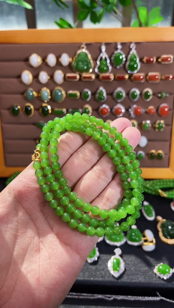 【闪购商品】和田玉项链18K金镶嵌卡6苹果绿项链108克