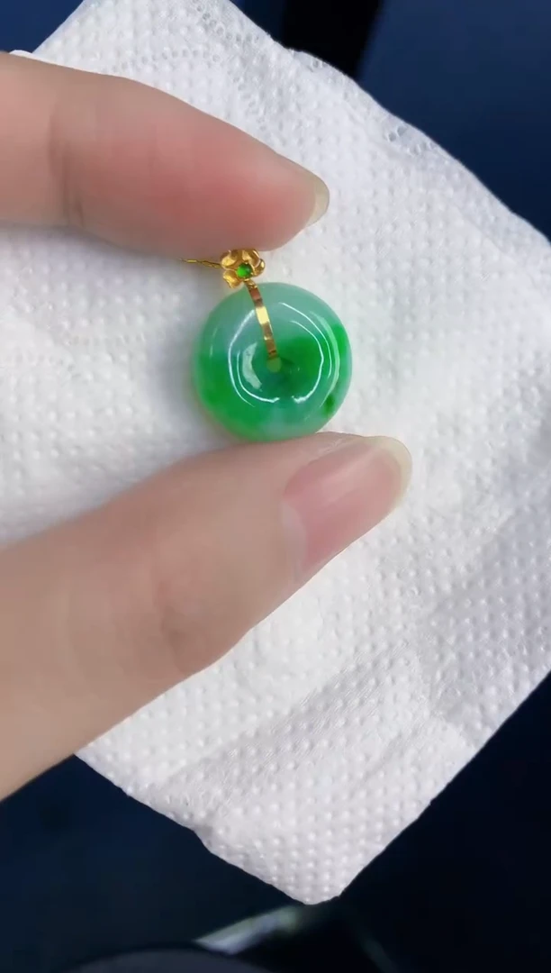 颈饰18K金镶嵌翡翠天然翡翠缅甸A货