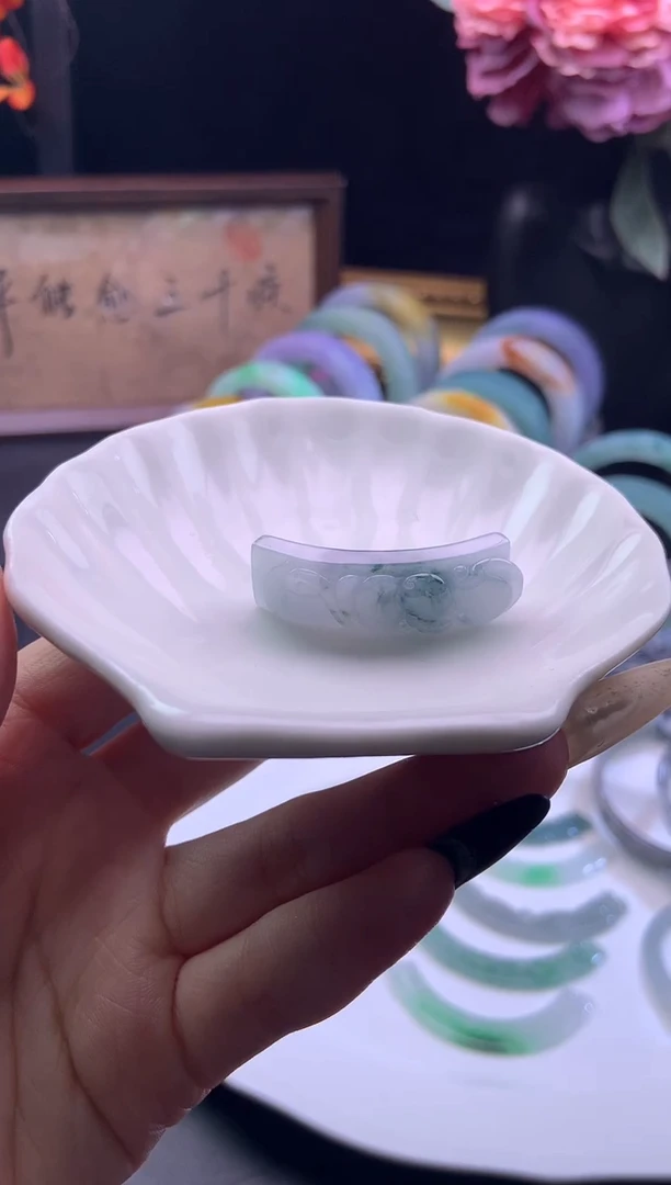 未镶嵌挂件翡翠手牌-编绳