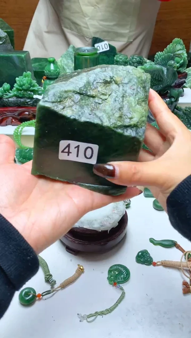 未镶嵌和田玉挂件1