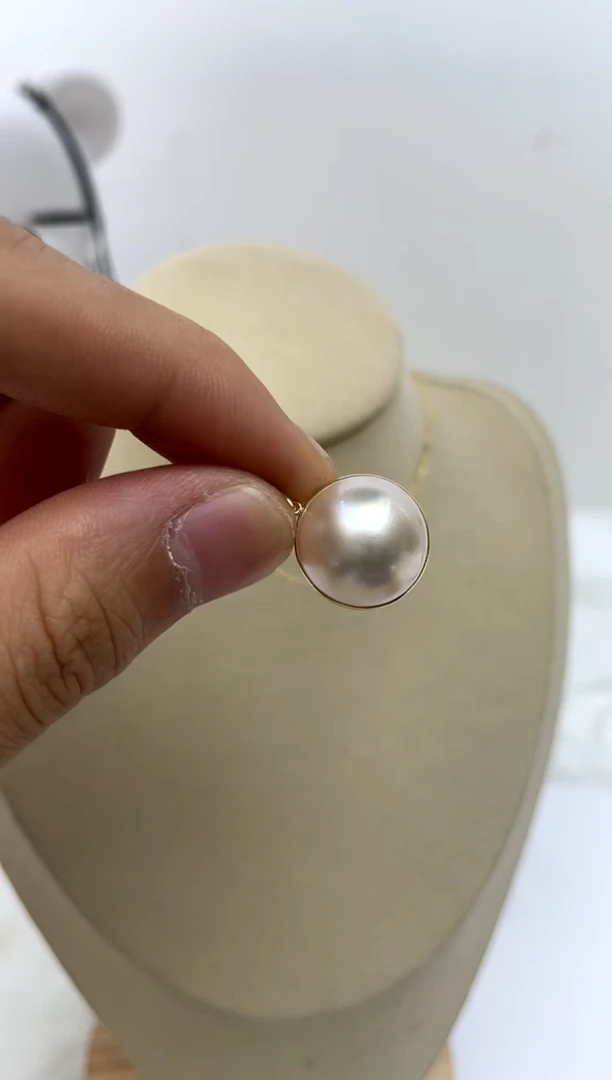 18K金镶嵌吊坠(赠链)拼合珍珠（马贝珠）15-16