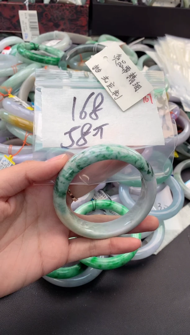 【闪购商品】定制翡翠未镶嵌毛货需精细抛光+多人
