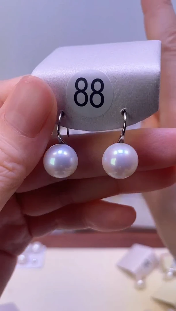 银S925镶嵌淡水珍珠耳饰高跟鞋耳钩银
