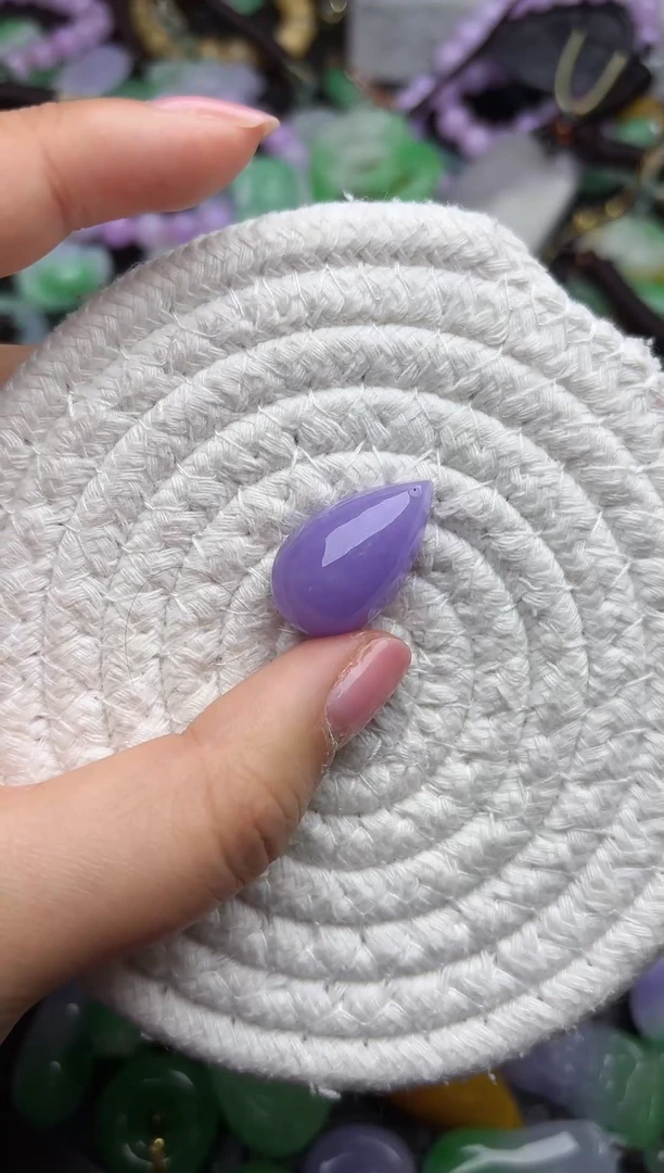 颈饰未镶嵌翡翠缅甸翡翠吊坠