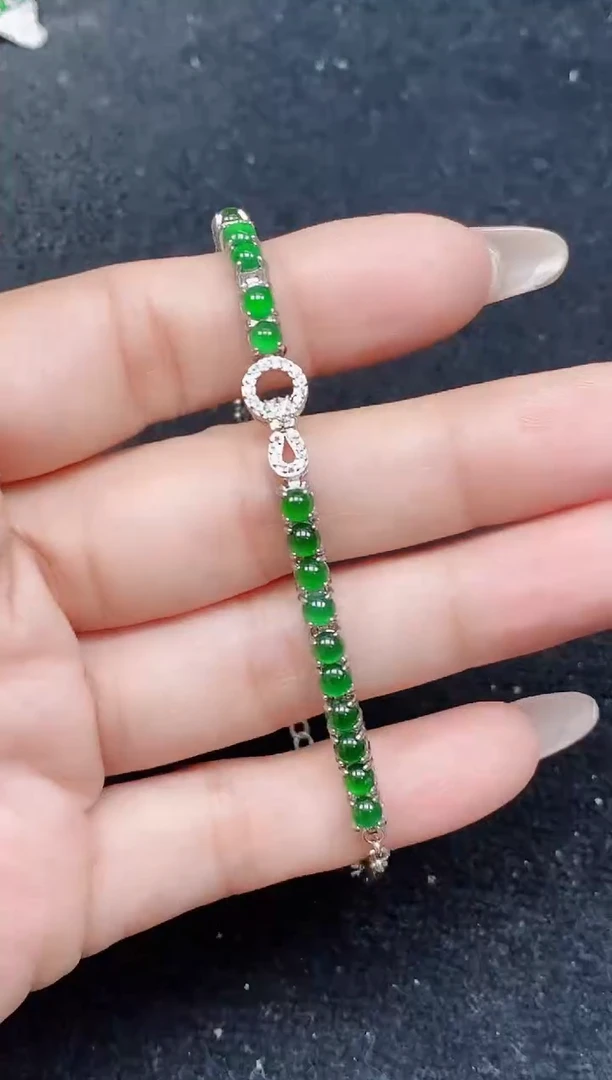 颈饰未镶嵌翡翠天然A货翡翠 保A保真