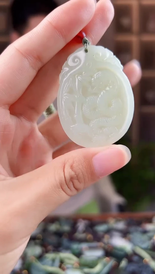 未镶嵌和田玉挂件拍一发一，多样性发货