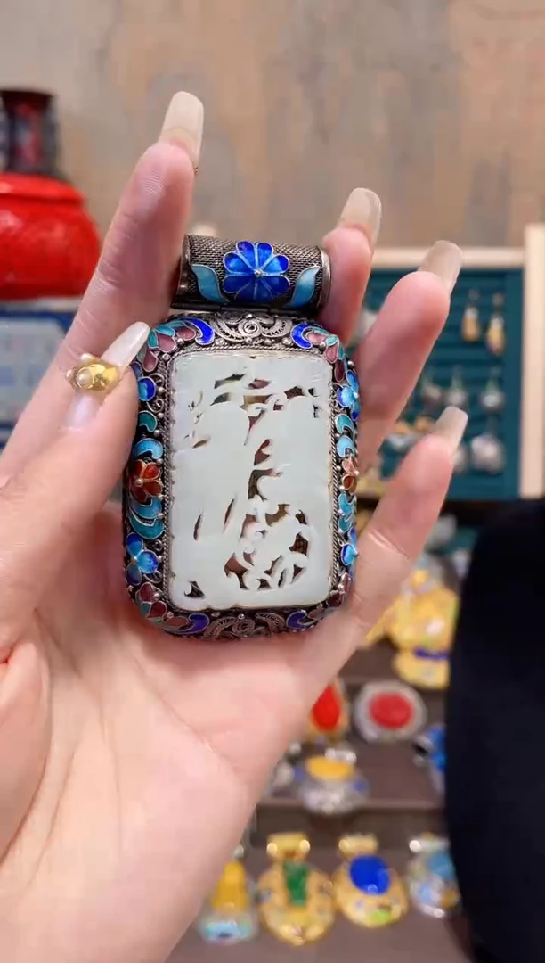 非遗绝技花丝镶嵌吊坠