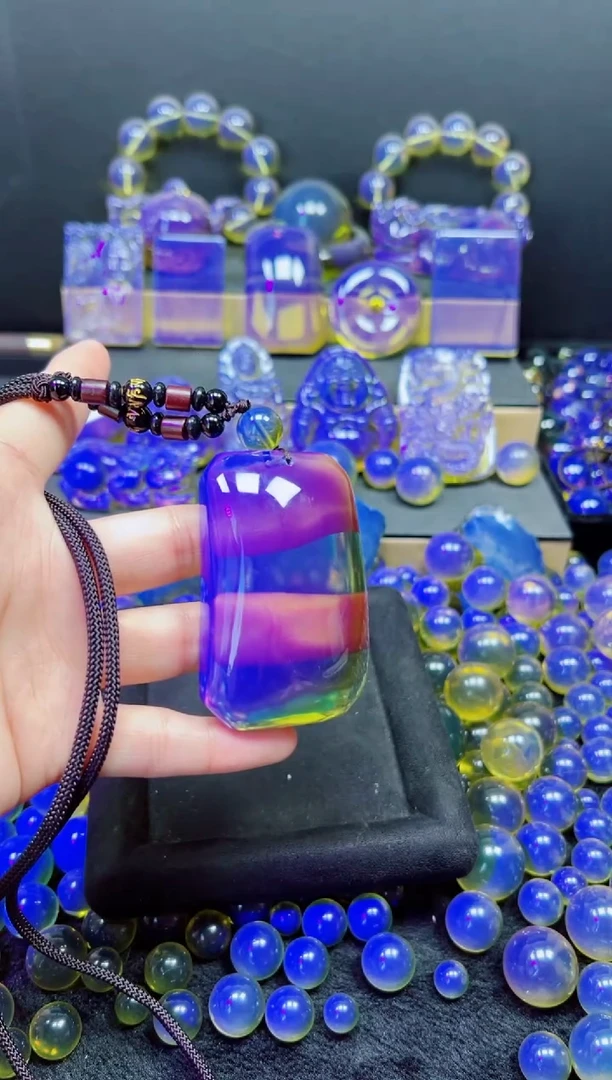多米尼加净水蓝大马鞍牌